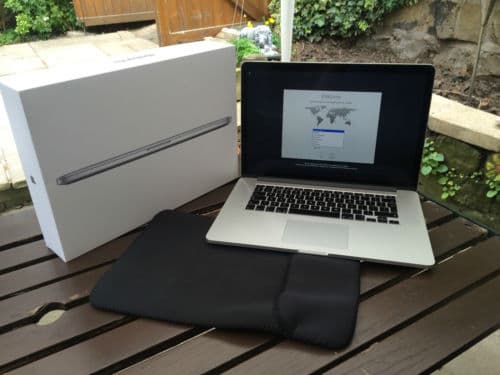 Apple MacBook Pro ME664LL_A 15_4_Inch Laptop with Retina